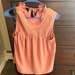 Small pink dotted flowy shirt